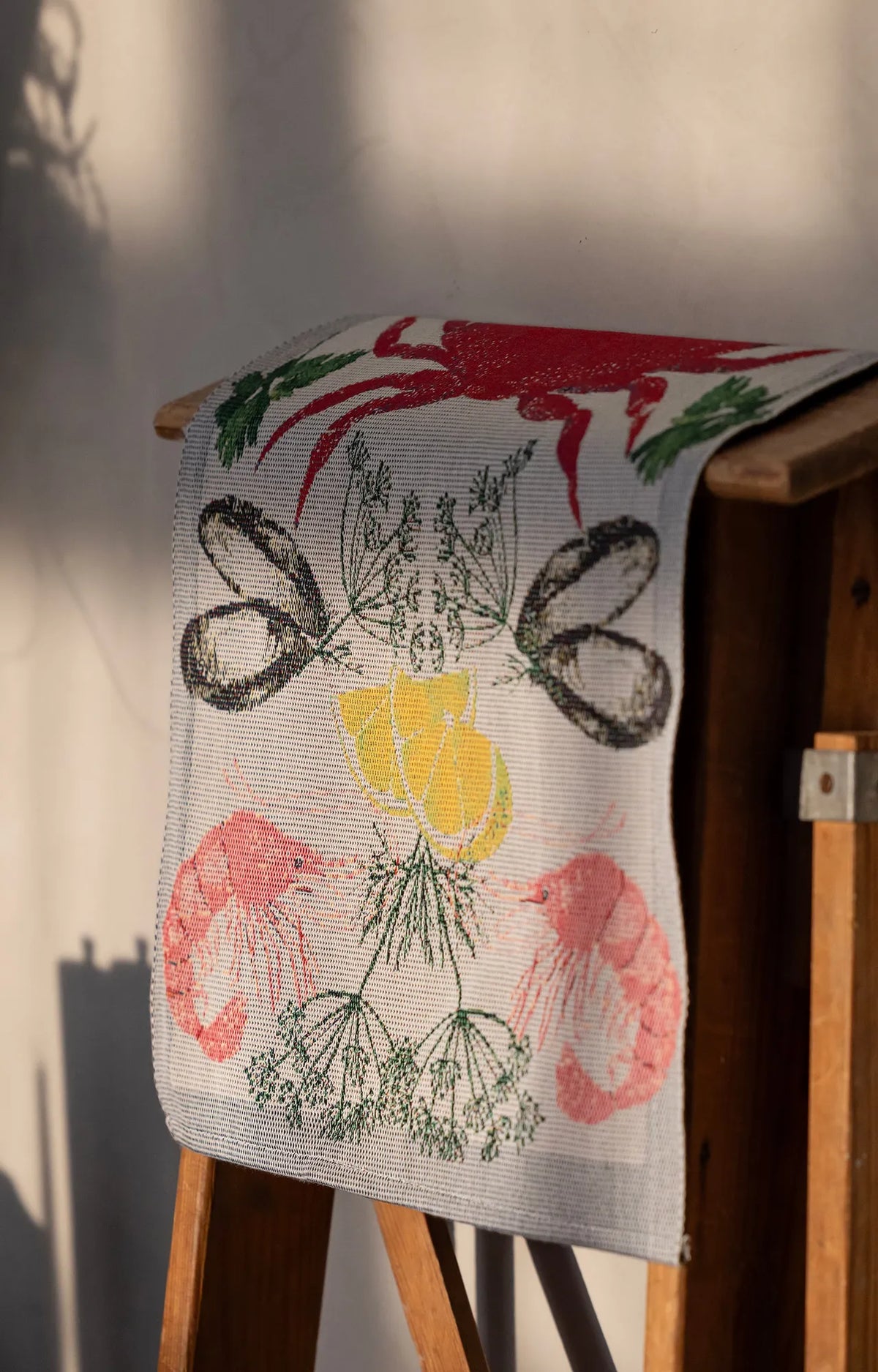 A1532_SEAFOOD_35x50_3
