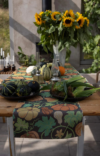 A1674_PLENTY-OF-PUMPKINS_35x120_4